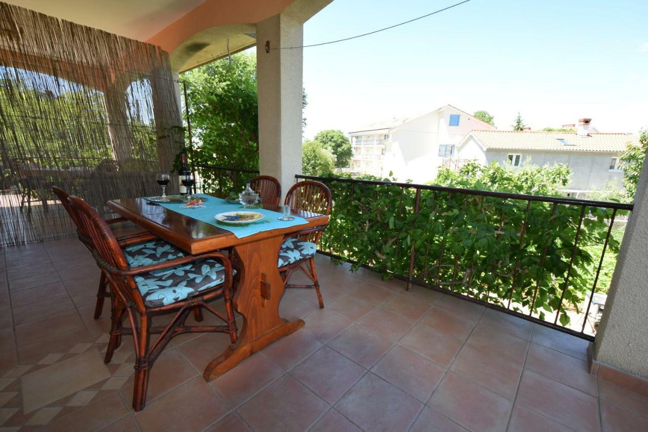 Apartment Jelka Malinska Extérieur photo